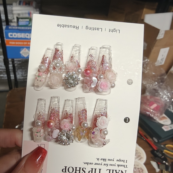 Floral and Glitter Press-On Nail Set - Picture 9 of 16